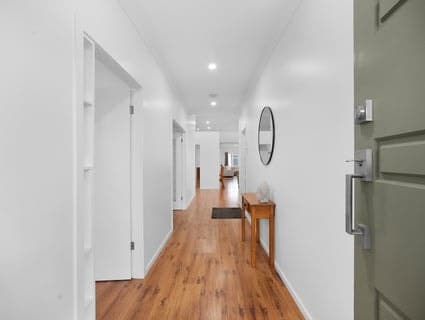 17 Mayesbrook Road, Manor Lakes - Thumbnail 8