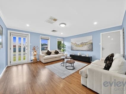 21 Burgundy Drive, Wyndham Vale - Thumbnail 2