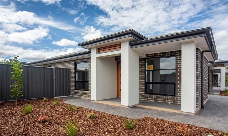 1/22 Venning Street, Morphett Vale - Image 1