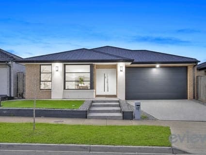 17 Quince Road, Manor Lakes - Image 1