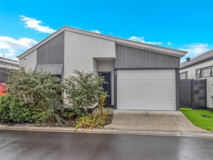 34/34 McMullen Road, Officer - Image 1