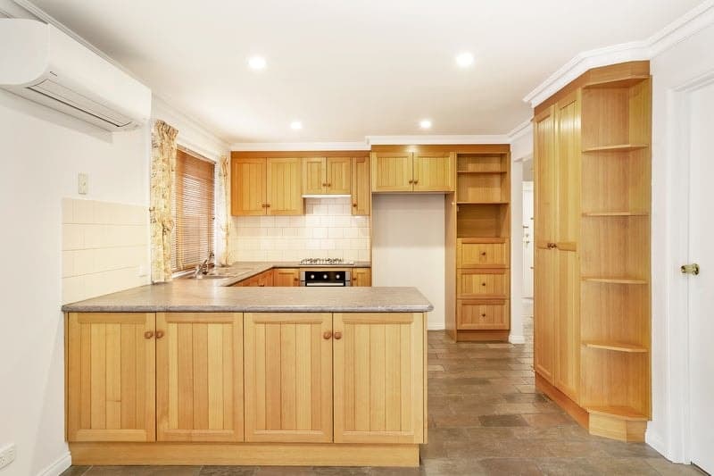 15B Willow Avenue, Manningham - Thumbnail 3