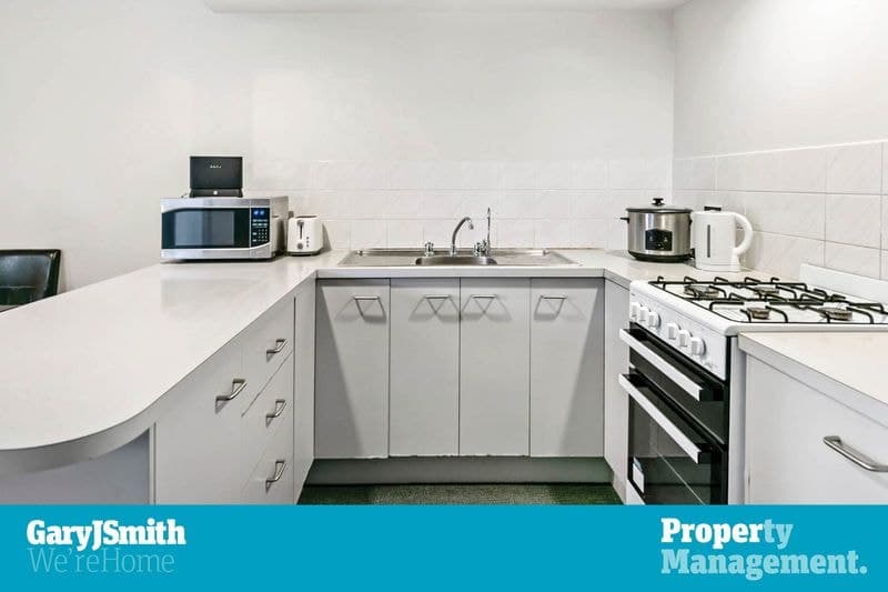 8/162 Bradley Grove, Mitchell Park - Image 1