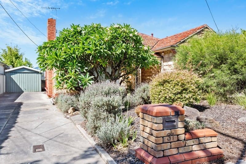 31 Mooringe Avenue, Plympton - Thumbnail 2