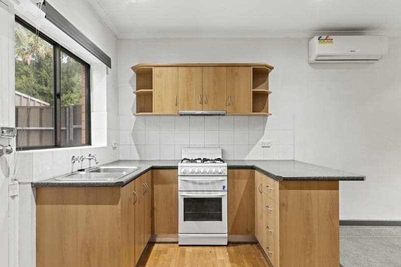4/1B Hartland Avenue, Black Forest - Thumbnail 2