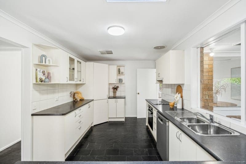 49 Golflands View, Morphett Vale - Thumbnail 3