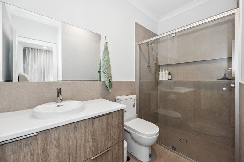 11a Gove Road, Enfield - Thumbnail 3