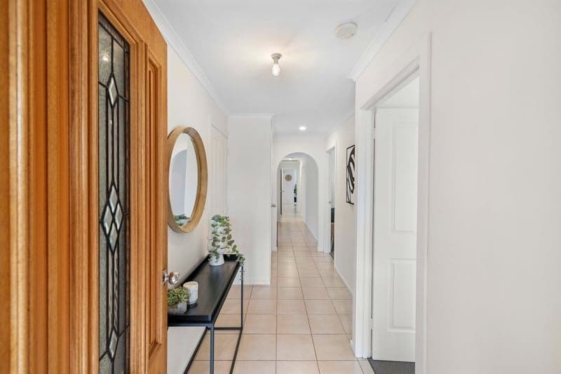 39 Merchant Avenue, Mitchell Park - Thumbnail 2
