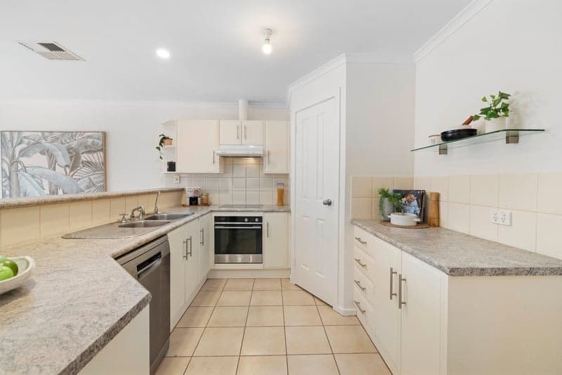 39 Merchant Avenue, Mitchell Park - Thumbnail 5