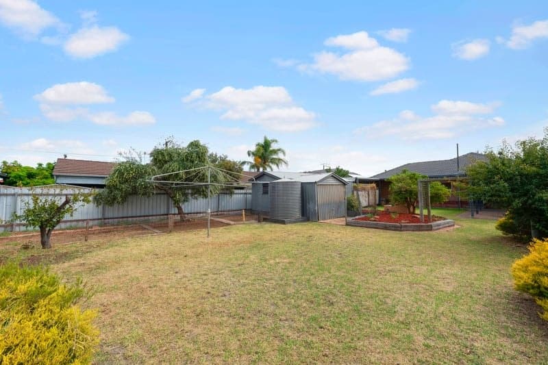 115 Raglan Avenue, South Plympton - Thumbnail 7