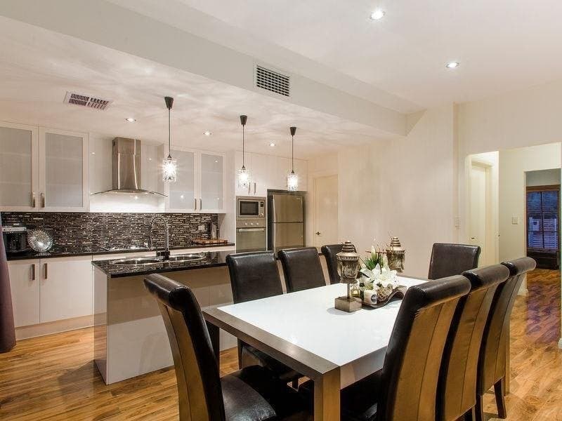 36A Long Street, Plympton - Thumbnail 2