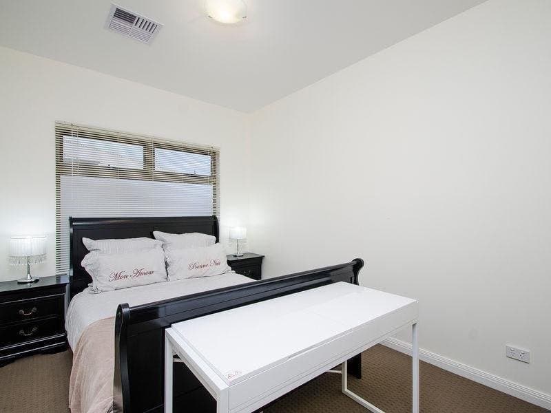 36A Long Street, Plympton - Thumbnail 8
