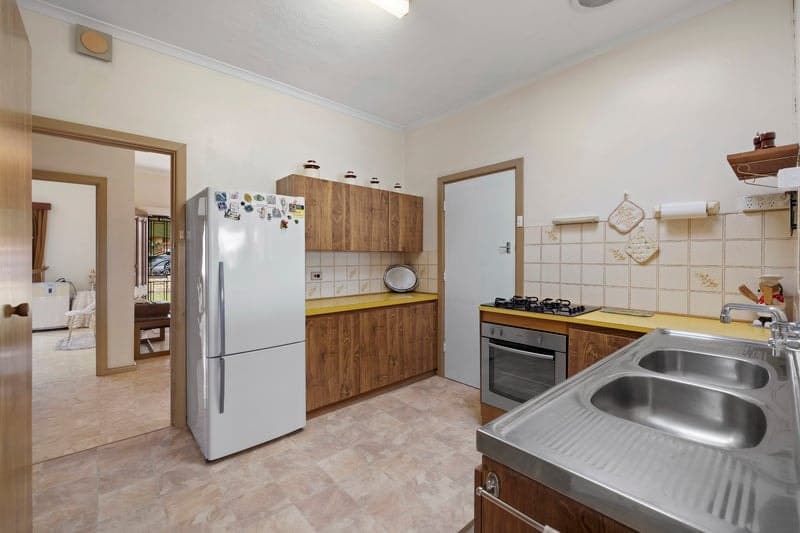 15 Fletcher Street, Netley - Thumbnail 4