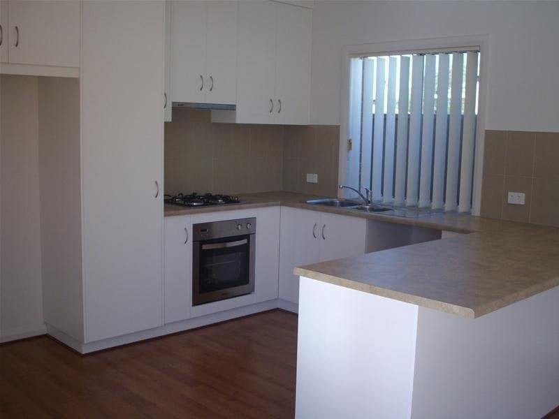 4 David Avenue, Mitchell Park - Thumbnail 2