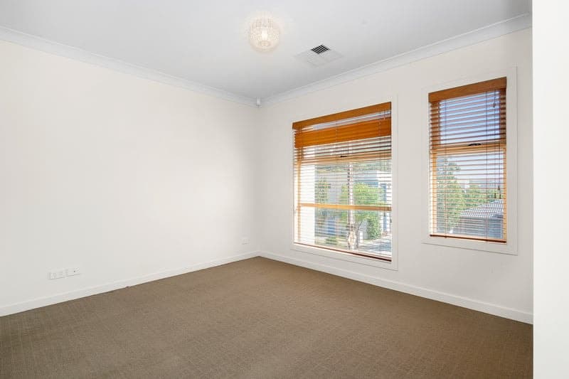 32B Sutton Avenue, Seacombe Gardens - Thumbnail 8