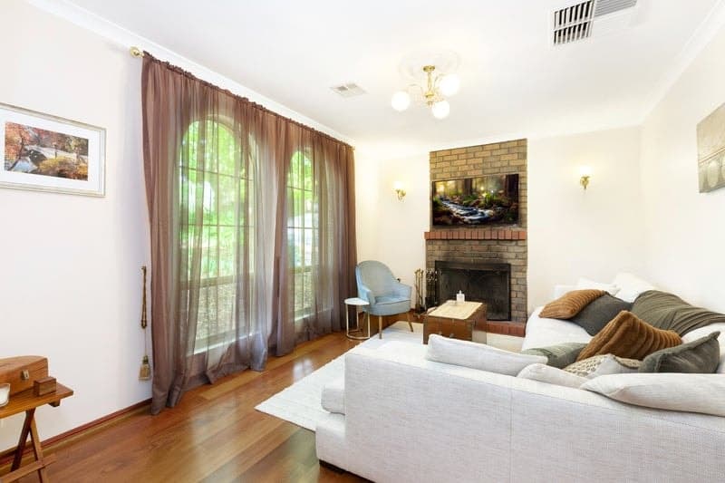1 Tawny Court, Aberfoyle Park - Thumbnail 2