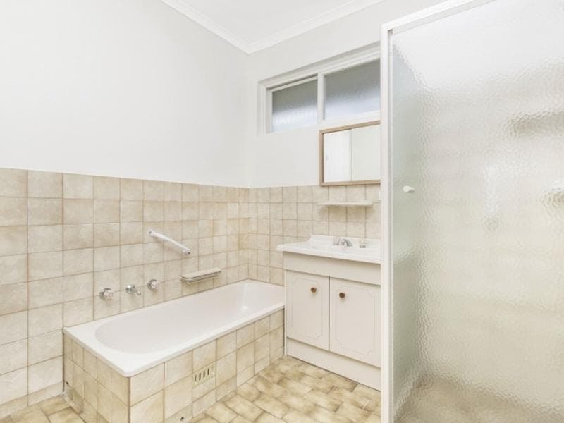 2/602 Marion Road, Park Holme - Thumbnail 4