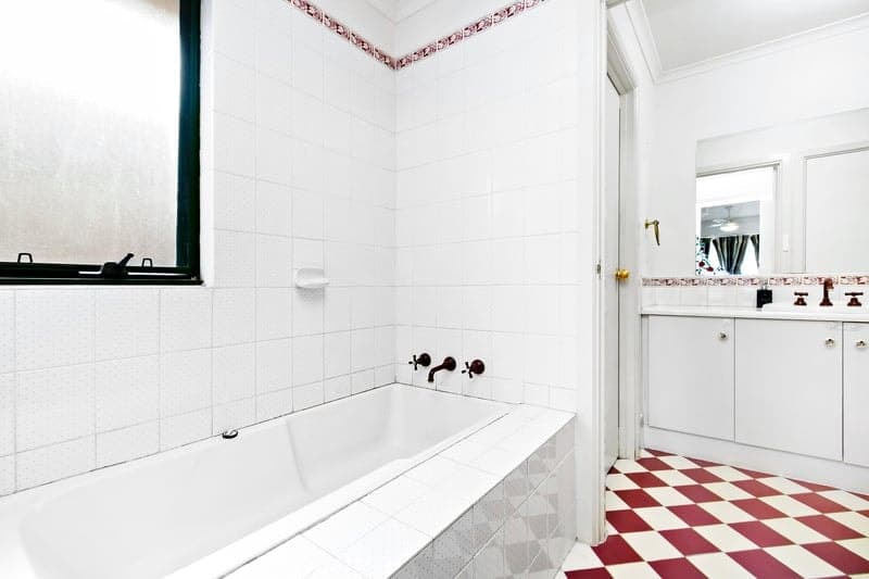 7 Cameron Court, Mitchell Park - Thumbnail 6