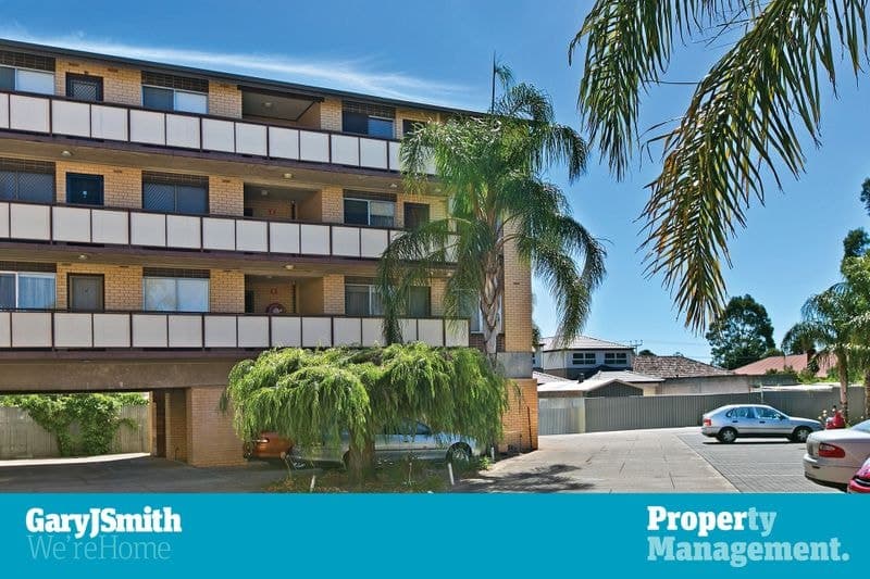 24/40 Chatham Road, Keswick - Image 1