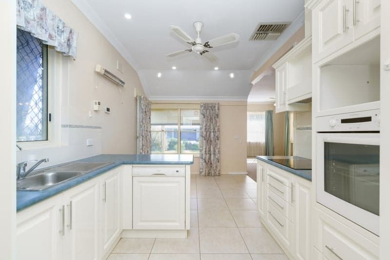 5 Byard Terrace, Mitchell Park - Thumbnail 3