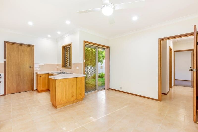 8 Gazeby Street, Glandore - Thumbnail 4