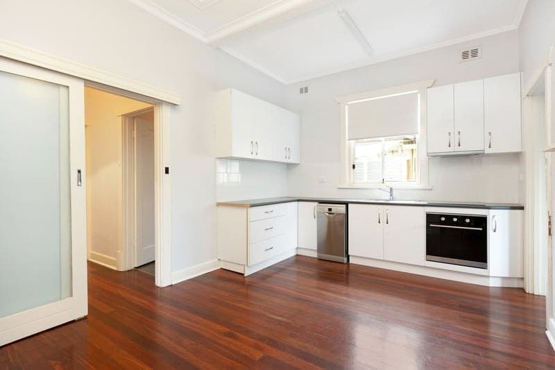 116 Pleasant Avenue, South Plympton - Thumbnail 4