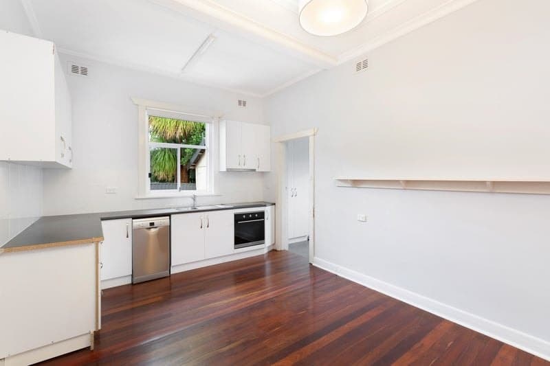 116 Pleasant Avenue, South Plympton - Thumbnail 5