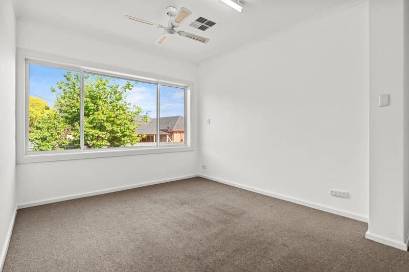 94 Price Avenue, Clapham - Thumbnail 5