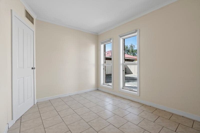 11A Wheaton Road, Plympton - Thumbnail 7