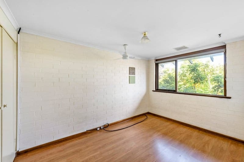 1/22-24 Wheaton Road, Plympton - Thumbnail 2