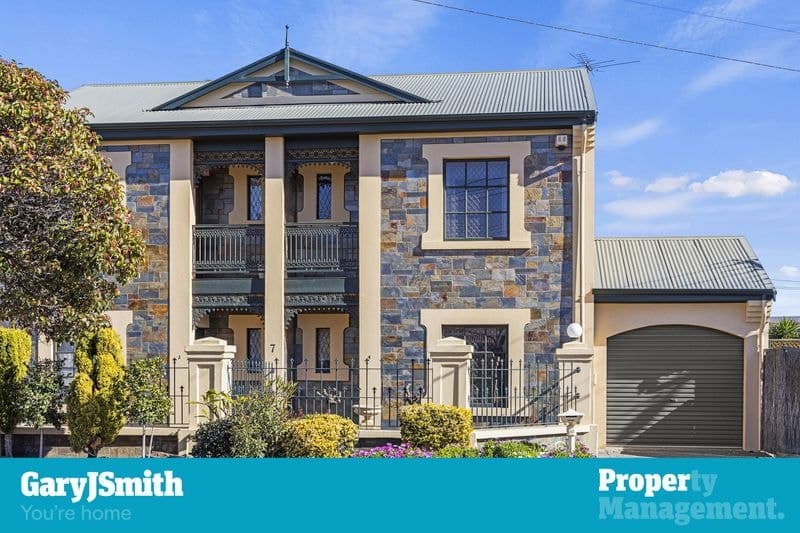 4/7 Sturt Street, Glenelg North - Image 1