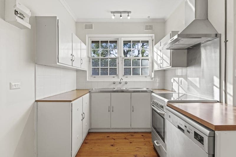 4/11 East Parade, Kingswood - Thumbnail 2