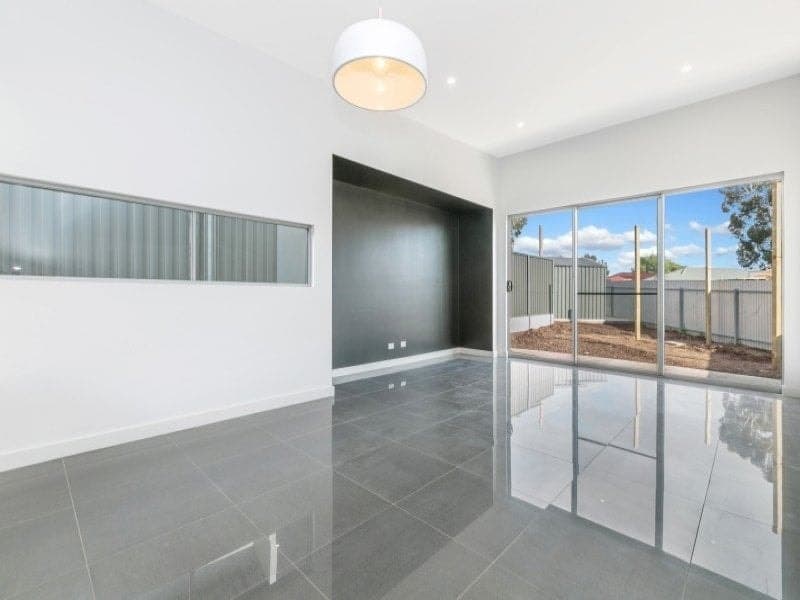 15 Alderney Avenue, Clearview - Thumbnail 3
