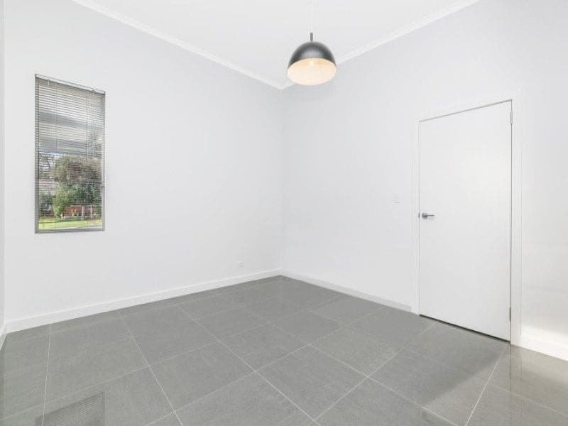 15 Alderney Avenue, Clearview - Thumbnail 5