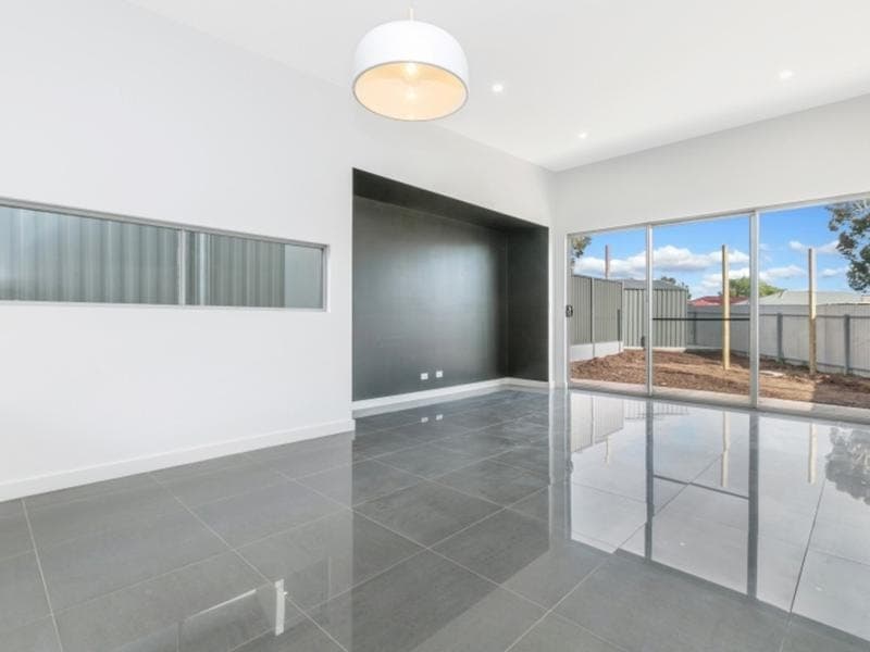 15A Alderney Avenue, Clearview - Thumbnail 4