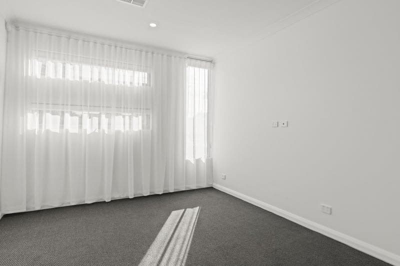 489A Cross Road, South Plympton - Thumbnail 5