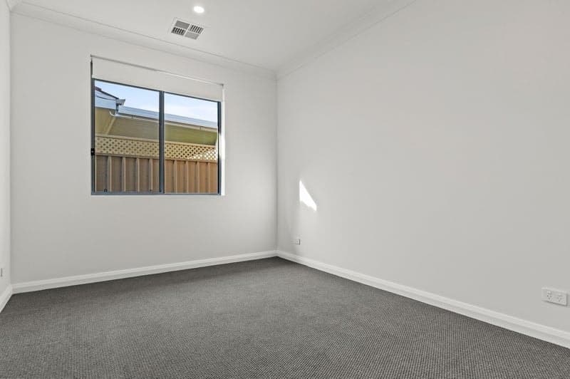 489A Cross Road, South Plympton - Thumbnail 7