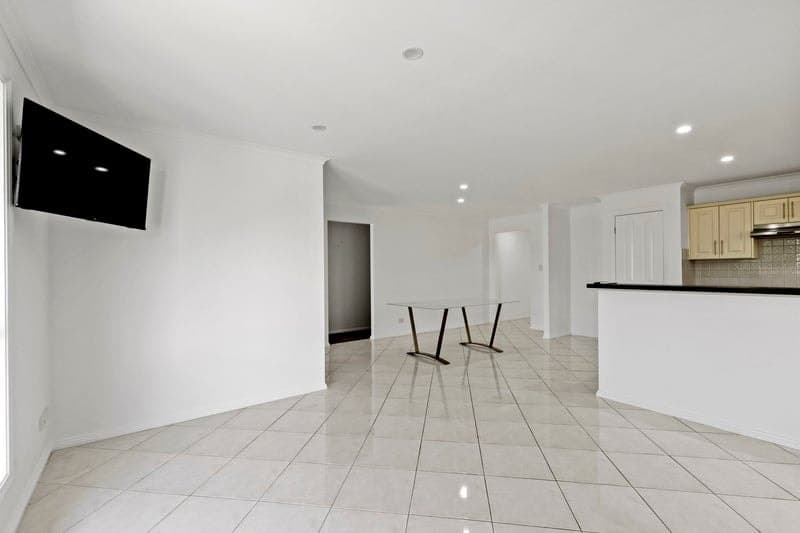 Waller Court, Largs North - Thumbnail 4