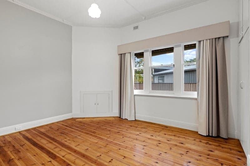 7 Grosvenor Street, Glandore - Thumbnail 5