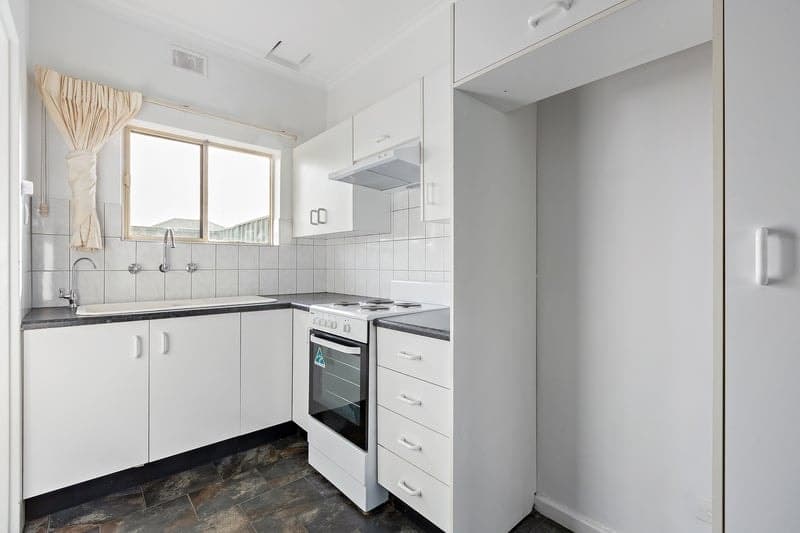 2/332 Military Road, Semaphore Park - Thumbnail 2