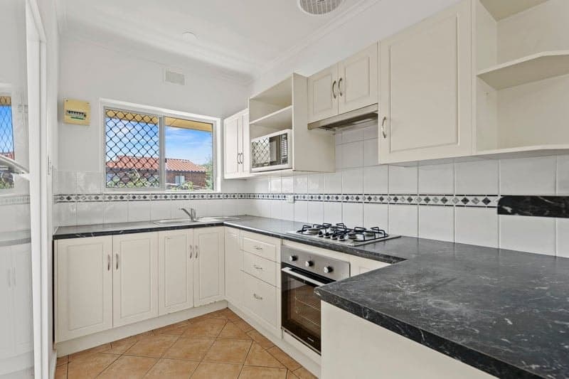3/25 Leicester Street, Parkside - Thumbnail 2