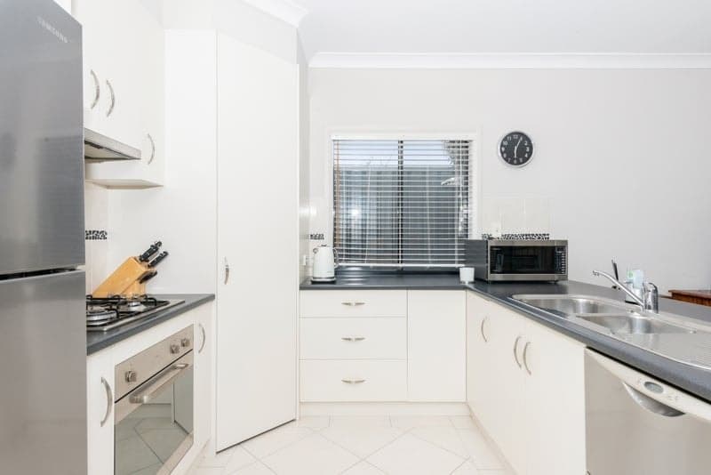 13B Clifford Street, South Brighton - Thumbnail 2