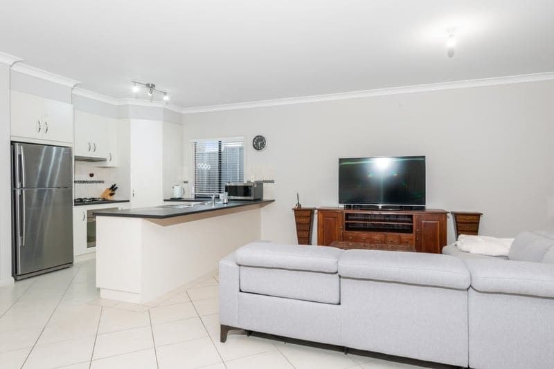 13B Clifford Street, South Brighton - Thumbnail 3