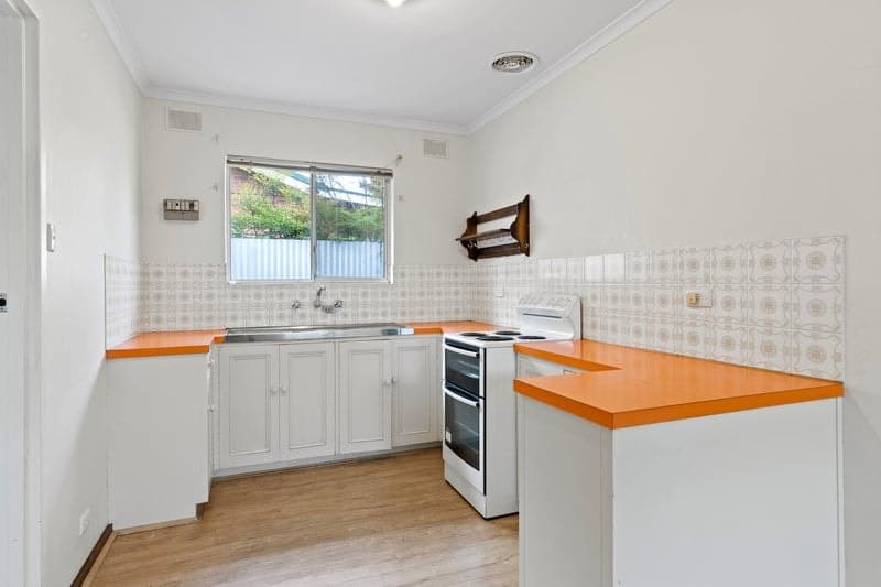1/20 Hartland Avenue, Black Forest - Thumbnail 2