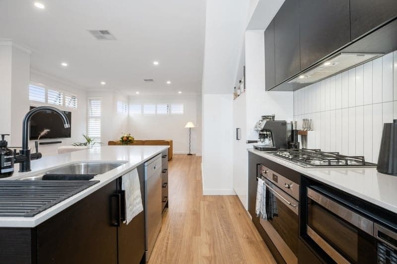32A Dudley Avenue, North Plympton - Thumbnail 2