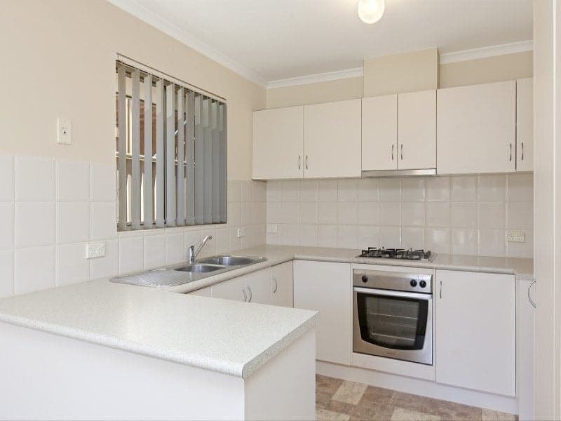 6/11 Tretter Street, Morphett Vale - Thumbnail 2