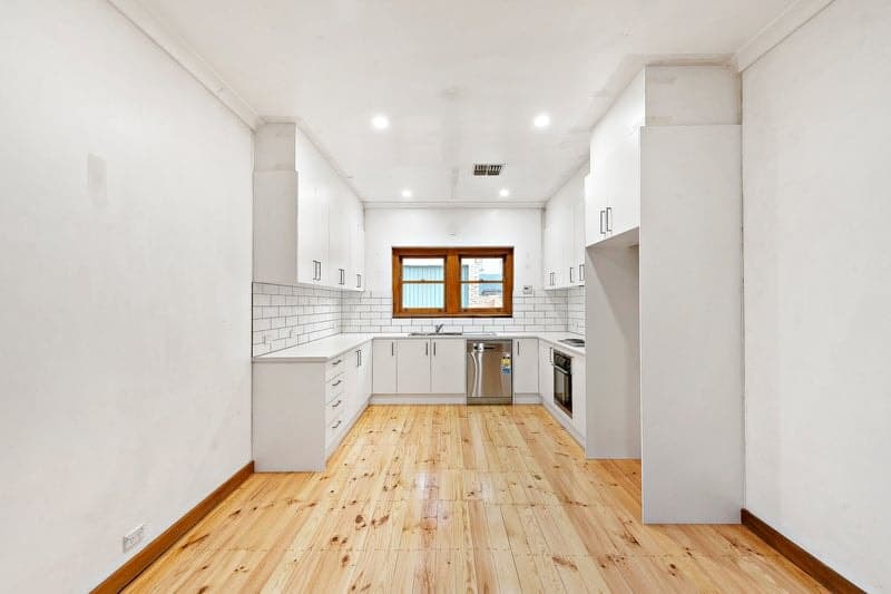 34 Columbia Avenue, Clapham - Thumbnail 2