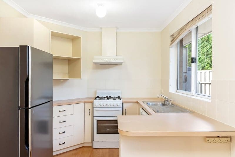 1/4 Williams Avenue, Plympton - Thumbnail 2