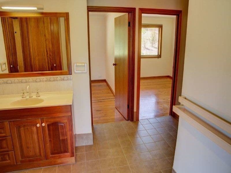 73 Narawa Place, Bega, Bega - Thumbnail 7