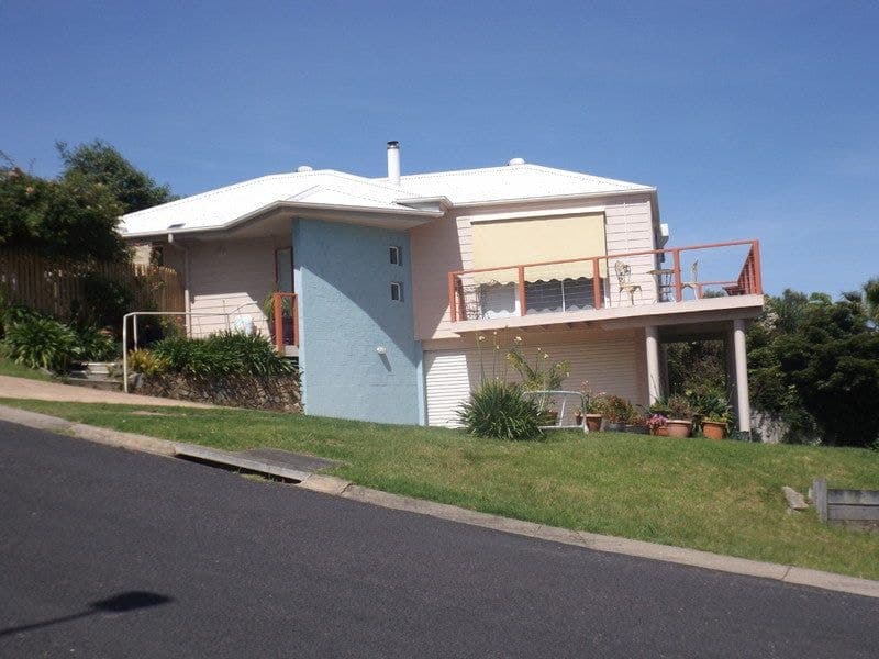 1 Kiama Place, Merimbula, Merimbula - Thumbnail 2